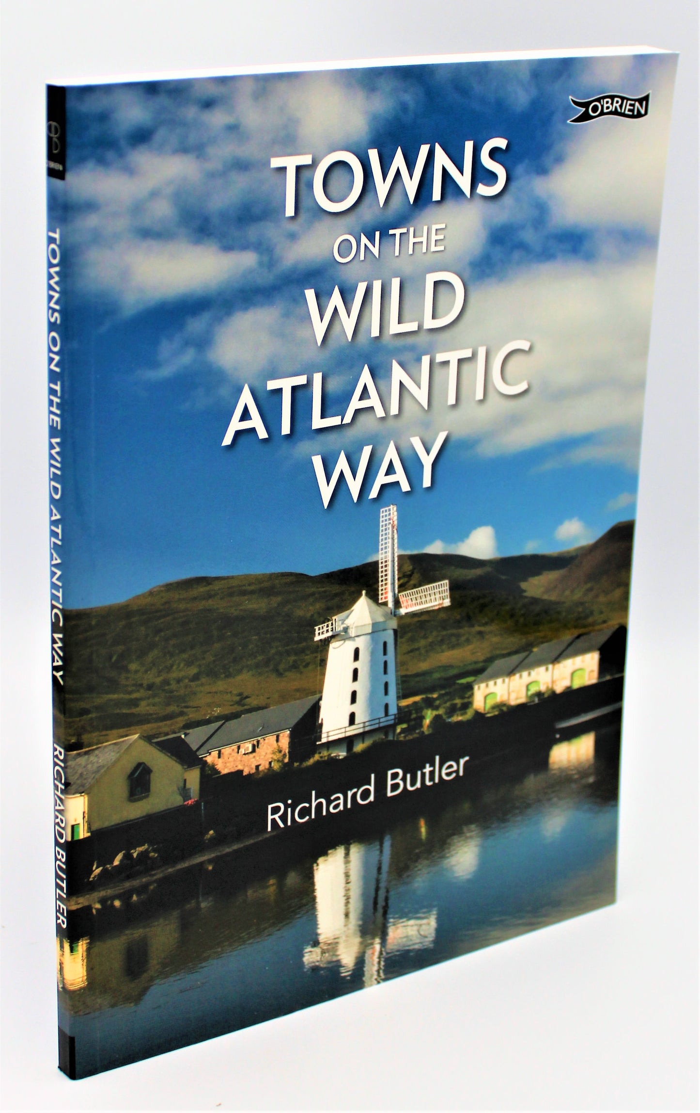 Side View of Towns on the Wild Atlantic Way Softcover Book