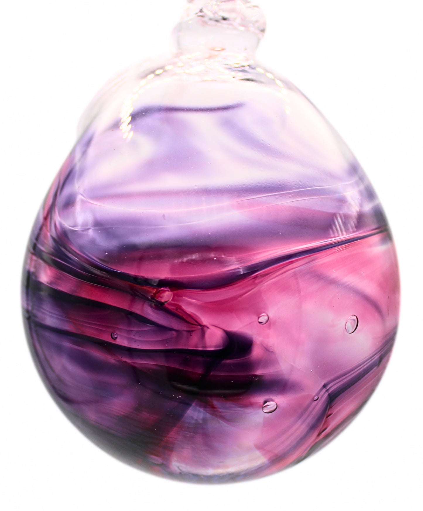 Jerpoint Glass Bauble in Berry